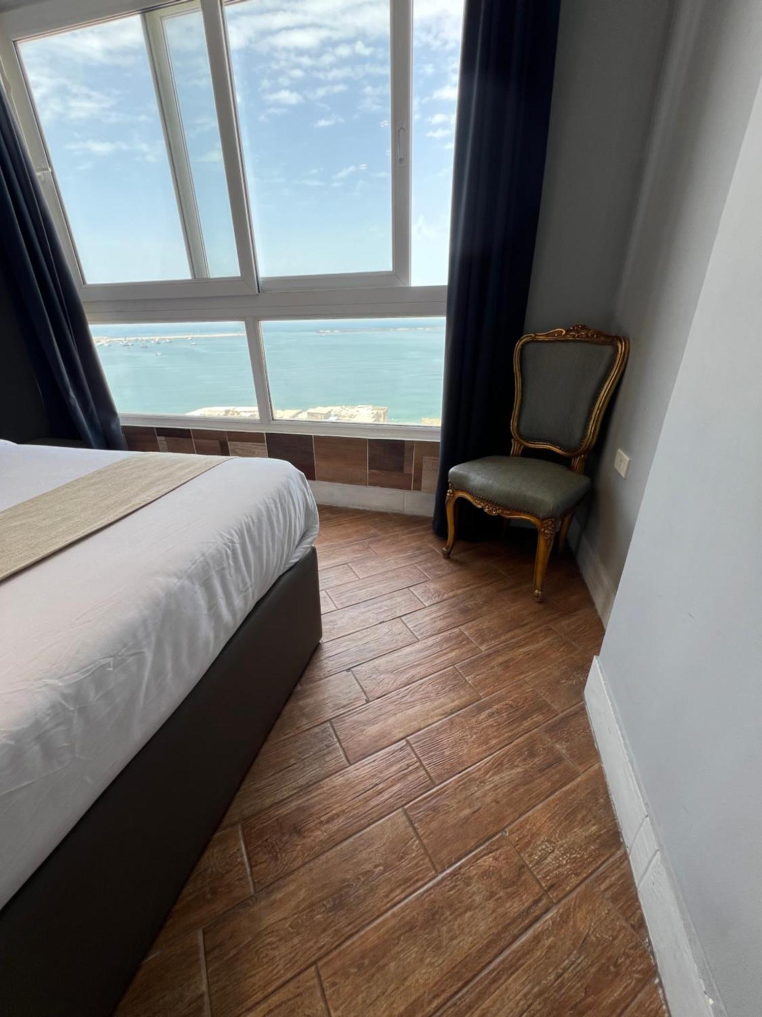 Downtown Sea View Suites İskenderiye Dış mekan fotoğraf